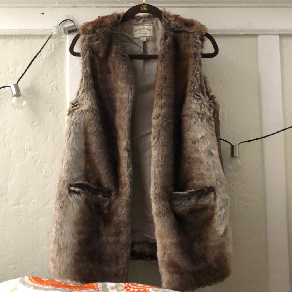 Lucky Brand Faux Fur 70’s inspired vest